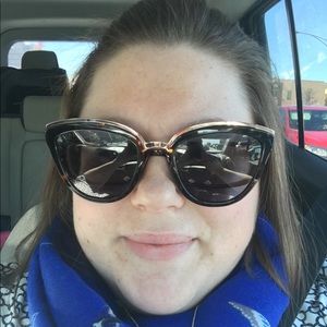 Meet your Posher, Erin